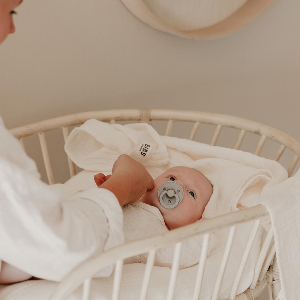 Muslin Swaddle Ivory